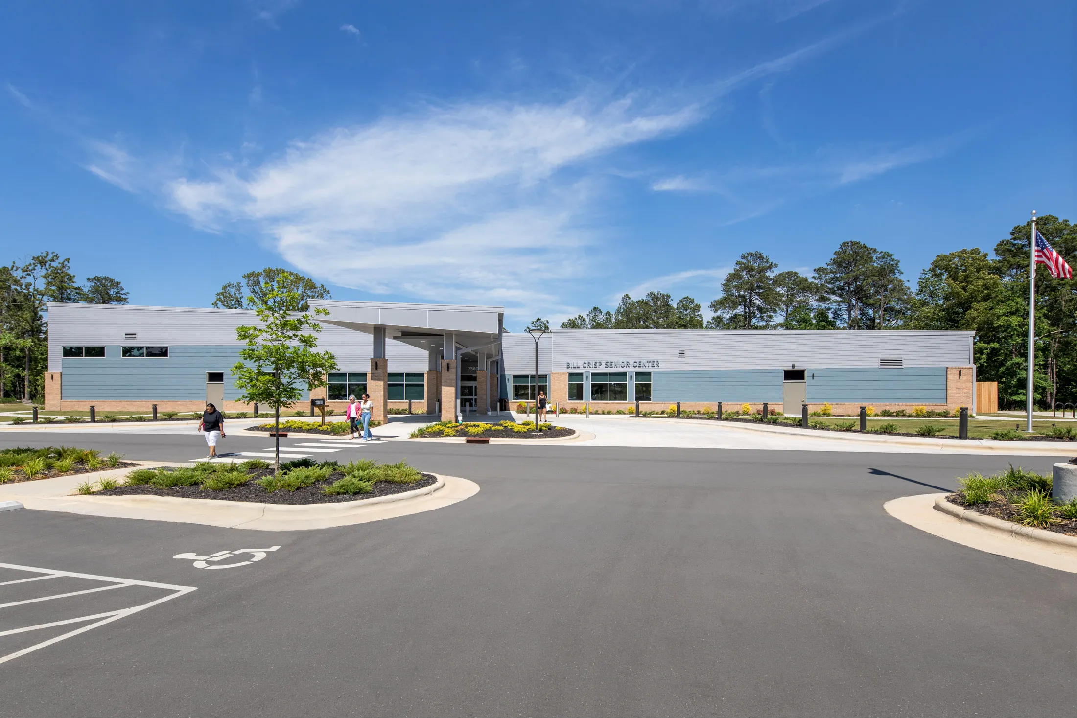 Exterior of the Bill Crisp Senior Center by HH Architecture