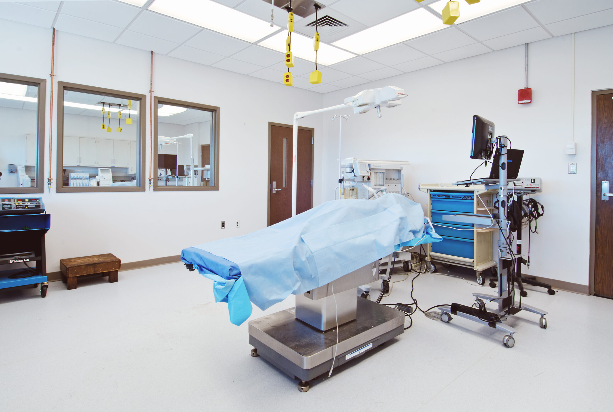 Cardiothoracic Surgery Simulation Suite